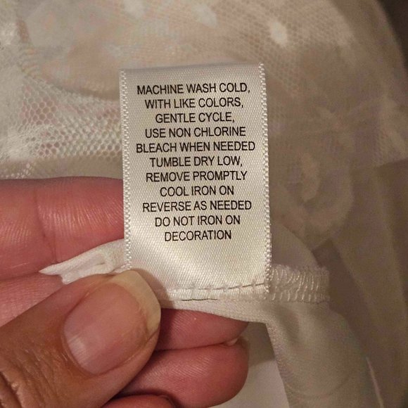 Juniors Disney Pirates of the Caribbean White Dress Size Large - Picture 10 of 11